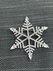 Snowflake Rhinestone Brooch – Vintage Pin