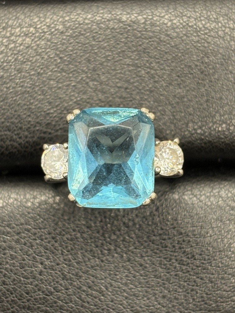 Vintage Sterling Silver Blue Glass Ring Size 7.25 6 Grams G6
