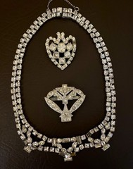 Vintage REPAIR RESTORE Rhinestone Pot Metal Brooch Pin Lot Necklace High End