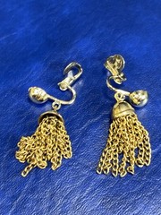 Vtg Unbranded Costume Jewelry Chain Tassel Dangle Drop Clip On Estate Earrings