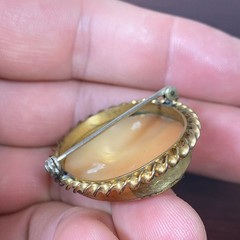 Vtg Carved Shell Cameo Brooch Twisted Rope Ribbon Rim Edge GF 1.50”x1.25” NICE!