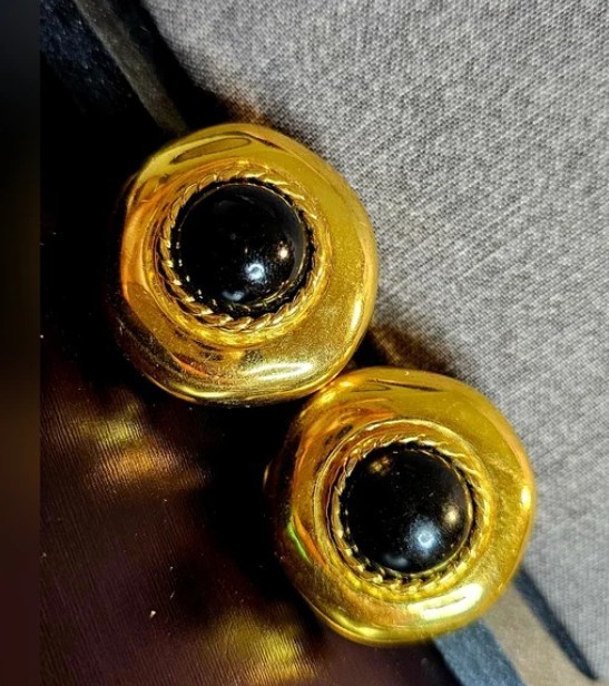 Casual Corner Black/Gold Statement Clip On Earrings- Preloved