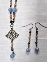 Vintage 1980s Beads/Stones Pendant Necklace & Pierced Earrings