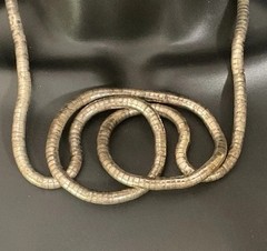 Vtg Bendable Coil Necklace Formable Silver Tone Snake Coil Continuous Strand