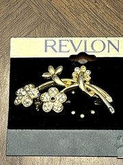 Vintage 90’s Revlon Rhinestone Flower Brooch Gold Tone New On Original Card!