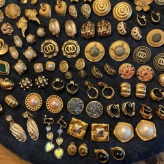 HUGE Lot Vintage Clip On Screw back Earrings TRIFARI Lisner Dauplaise Napier AK