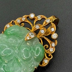 Vtg Chinese Apple Green Jadeite Jade Pendant w 14K Gold & Diamonds (AHB) 406