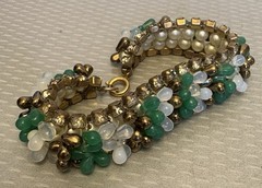 50s Vintage Signed Germany Wired Green Glass Bead Rhinestone Pearl Bracelet 7”