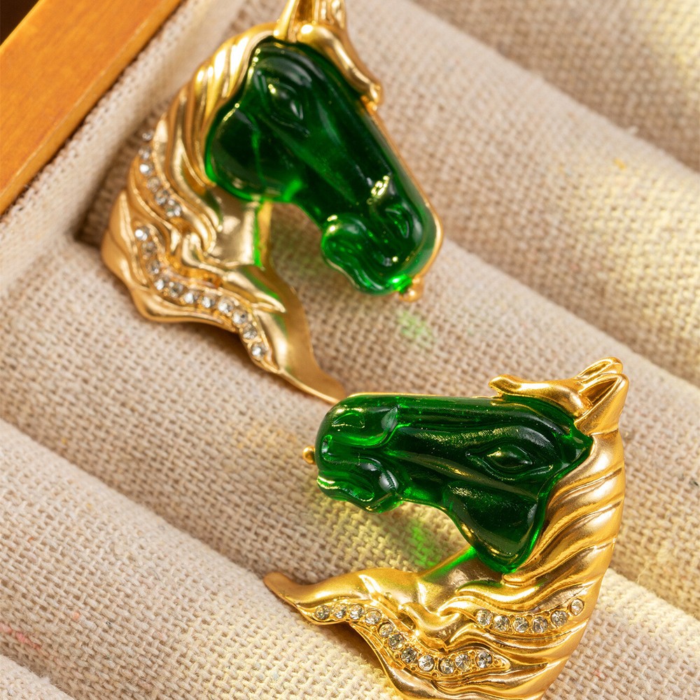 Vintage Heavy Industry Personalized Horsehead Earstuds Vintage Earrings