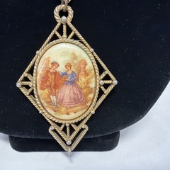 Double Sided Mirror Courting Couple Cameo Pendant Necklace