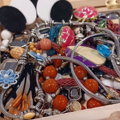 Vtg To Now Jewelry Lot All Good Wearable Necklaces Bracelets Earings Ring