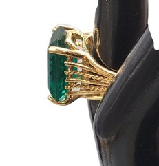 Vtg Ana BeKoach 18KHGE Simulated Emerald Cocktail Ring Sz 5 Gold Electroplated