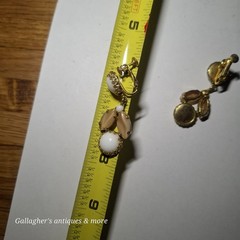 Pair of vintage white DANGLE DROP Clip on earrings maybe Trifari Or Schreiner