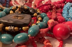 4Lb Mixed Mystery Jewelry Lot Vintage Mod Boho Bead Necklaces Bracelets Earrings