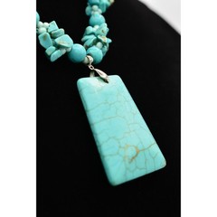 Vintage Cabochon Pendant Necklace Beaded Faux Turquoise Stone Statement Bin1D