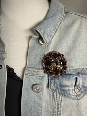 Juliana D&E Book Piece Brooch Pin Shades Of Purple AB Rhinestone 2″ Ref #550 VTG