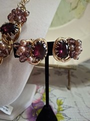 Beautiful Vintage Kafin NY Purple/Pink Faceted Stones, Pearls & Bead Necklace