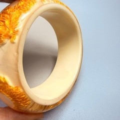 Chunky Vintage Asian Dragon White and Gold Lucite Bangle Bracelet 7.5″ Boho
