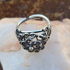 Vintage Beau Sterling .925 Silver Filigree Scrollwork Adjustable Ring