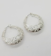 Filigree Hoop Earring Silver Tone Pierced 1.25 in Elegant
