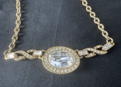1928 Gold Tone Vintage Style Necklace 7” Long Glamorous Fashion Jewelry