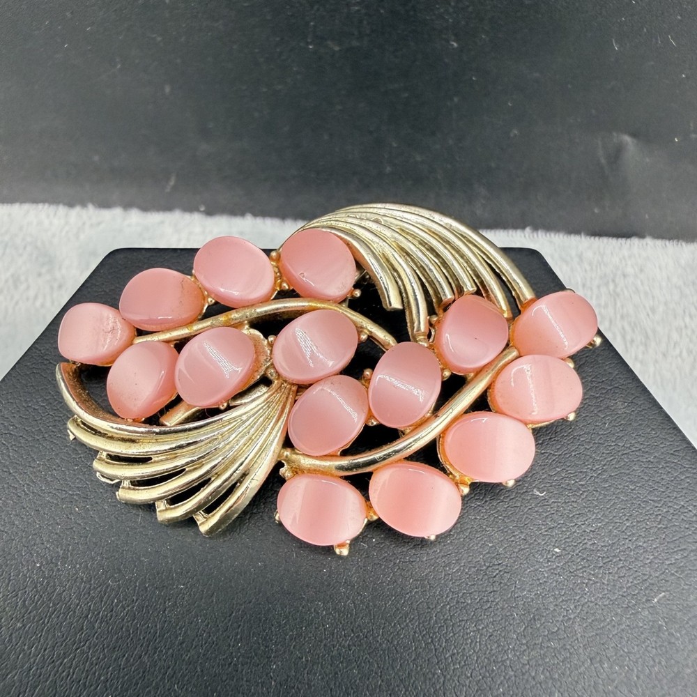 Vintage Thermoset Brooch Pink Moon Glow Gold Tone Spring Summer