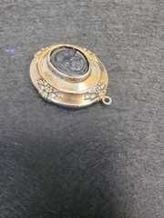 Antique Victorian Black Cameo Mourning Locket Gold tone