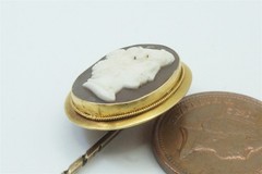 15K GOLD CARVED SHELL GODDESS CAMEO STICKPIN – FINE QUALITY ANTIQUE VICTORIAN