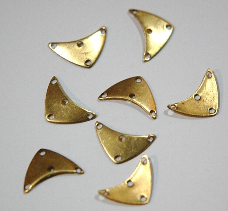 4 Hole Raw Brass Triangle Connector Chandelier Findings style B (8) mtl203A