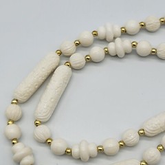 VTG Sarah Coventry Beaded Flapper Necklace White Lightweight Flower Retro 40″