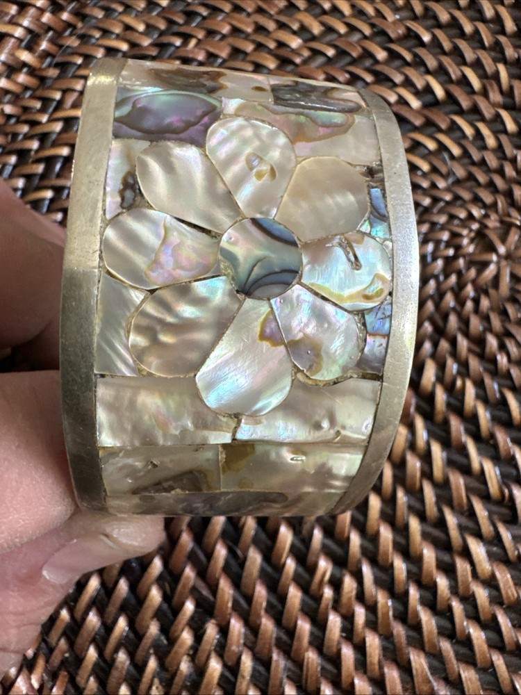 Vintage Mexico Alpaca Silver Abalone Mother of Pearl Floral Inlay Cuff Bracelet