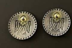 Vintage Earrings Thunderbird Southwestern Silver-Tone Pierced Disc 1.25″
