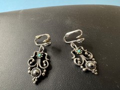 Vintage AVON 1974 Mirabella Clip On Earrings Silver Tone Blue Turquoise Hematite