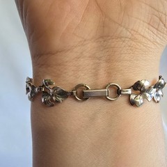 Vtg Sterling Silver Leaf Bracelet 7.32g Fine Jewelry 7.25″ Floral Fold Over