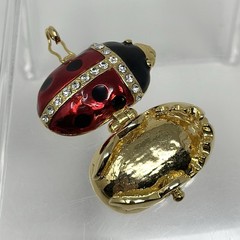 Vintage Ladybug Rhinestone Enamel Trinket Box Pendant Gold Tone 1.35”