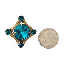 Gold Tone Teal Lucite Rivoli, Glass Rhinestone Square Clip On Earrings E836