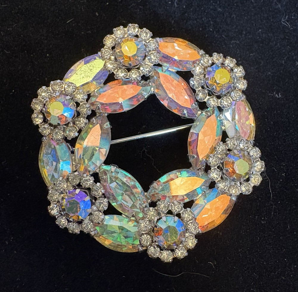 Vintage Signed Weiss Pink AB Rhinestone Circle Pin Brooch Marquise Wreath Floral