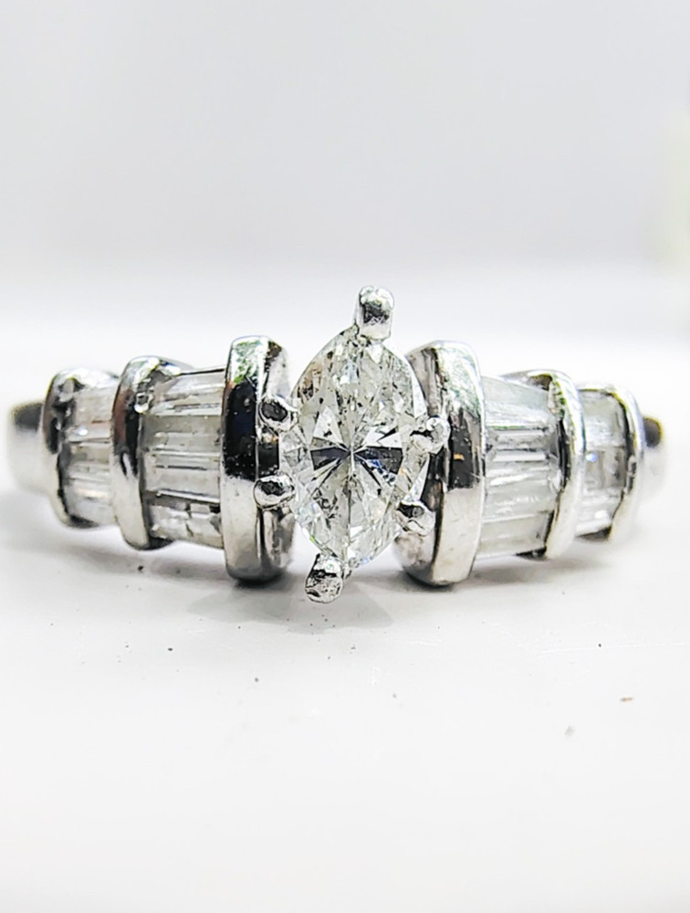 14K White Gold .69ct Marquise & Baguette Natural Diamond Ring Size 6 5g Vintage