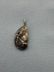 Vintage Sterling Silver Diamond Cut Oyster Abalone Shell Pendant Charm 2.2g