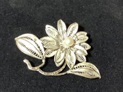 Vintage Sterlling Silver Flower Pin Pearl Center Brooch Marked Silver