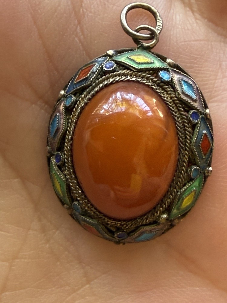 Vintage Chinese Export Enamel Filigree Pendant w/ Rich Orange Butterscotch Amber