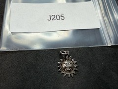 0.66g Vintage Sterling Silver 925 Sun Face Pendant Radiant Celestial Charm M