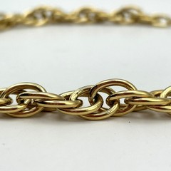 Trifari Necklace Chunky Gold Tone Oval Link Chain Statement 17.5 in