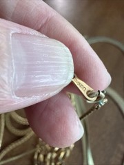 VTG Gold Tone Necklace Lot 9pc (Monet Avon 14KGP, Or No Mark) Herringbone Chains