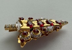 VINTAGE CHRISTMAS TREE BROOCH PIN ARTISAN BG ? BOOK PIECE BOW RHINESTONES HTF 56