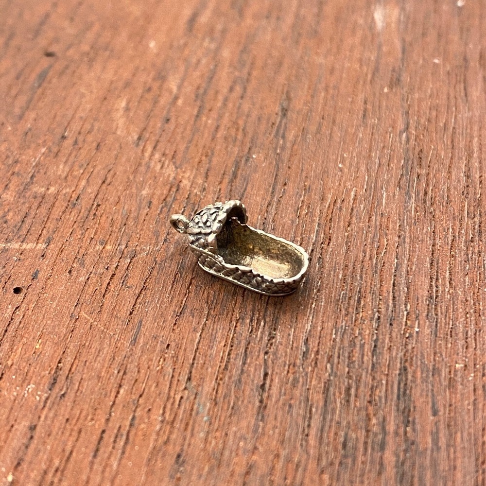 Vintage 925 Sterling Silver Baby Wicker Bassinet Moses Pendant Bracelet Charm