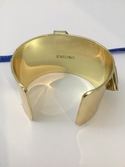 Jewelmint Faux Amber Cuff Bracelet Gold Tone 2.25” Diameter