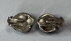 Vintage Navy Blue Enamel & Silver Tone Clip-On Earrings Round Knot Design 1/2″