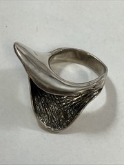 Brutalist Contemporary Sterling Silver Flowing Wave Silhouette Ring Size 10