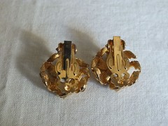 Beautiful Clip Earrings Gold Tone Shiny Matte Textured 7/8 Inch Long NICE